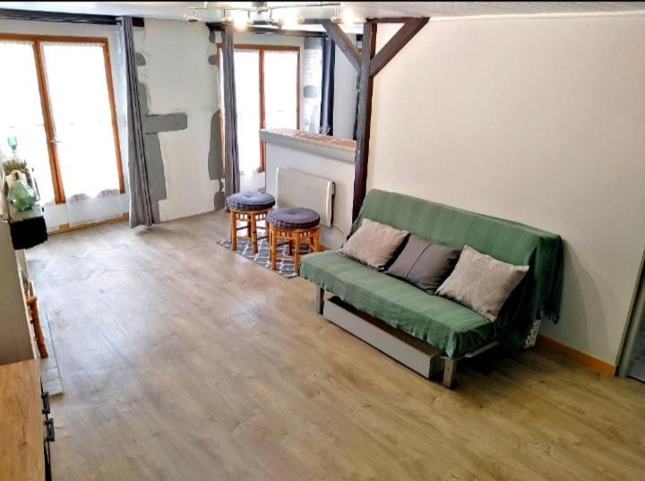 T2 Bis Quartier Chateau De По Экстерьер фото