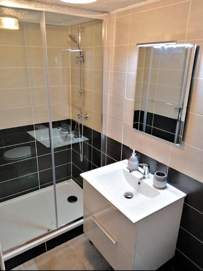 T2 Bis Quartier Chateau De По Экстерьер фото